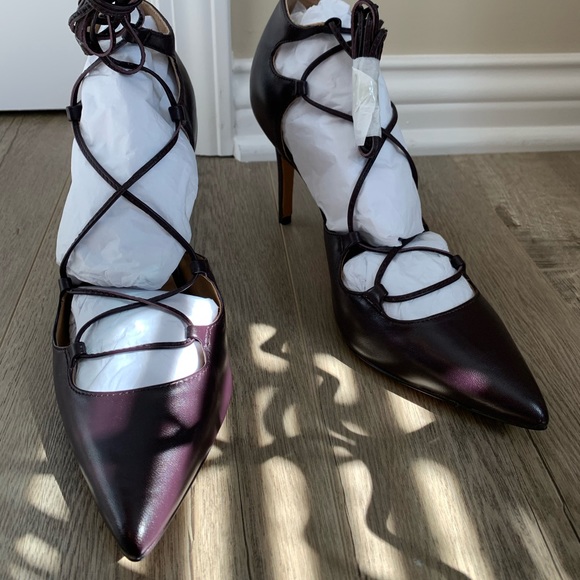 🆕Banana Republic Dakota Plum Lace Up Pumps Size 8 - Picture 8 of 9